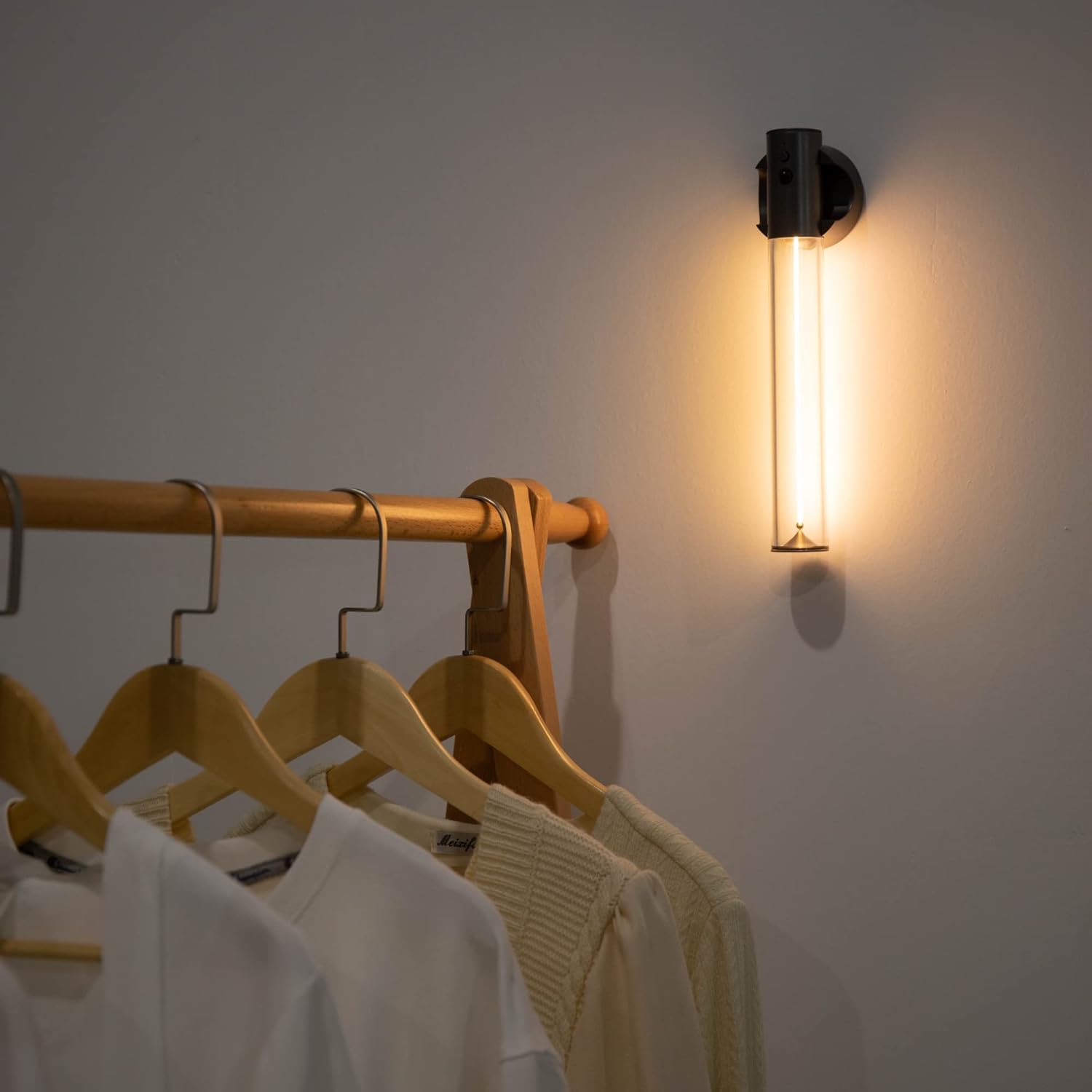 Wall Sconce: Simplified Installation for the Modern Home - Auge Light